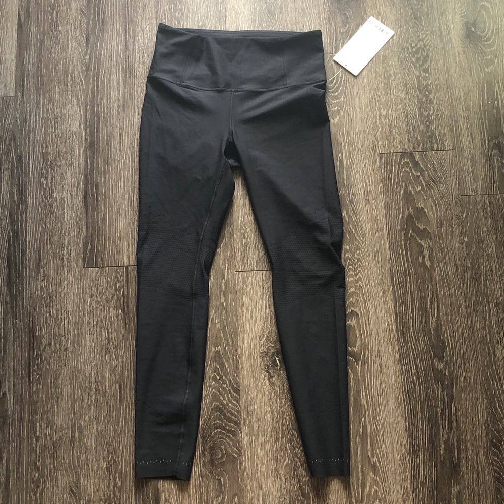 NWT Lululemon In Focus Run Tight